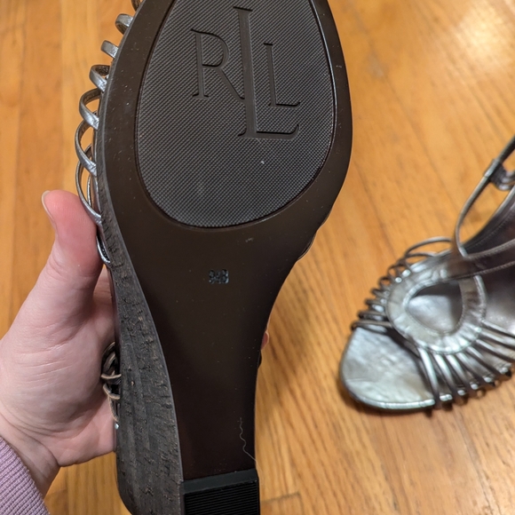 Ralph Lauren silver leather wedges size 9.5 - Picture 6 of 6